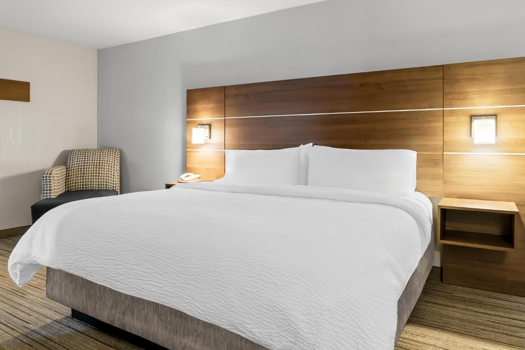 Holiday Inn Express Hotel & Suites Marion By Ihg Экстерьер фото
